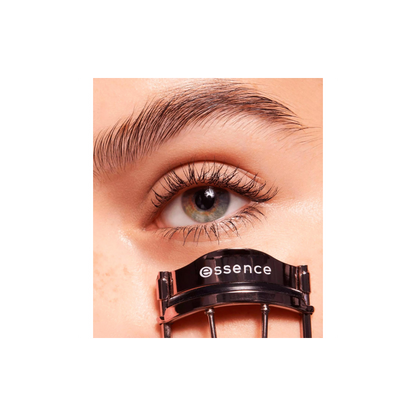 Essence Recourbe-Cils 01
